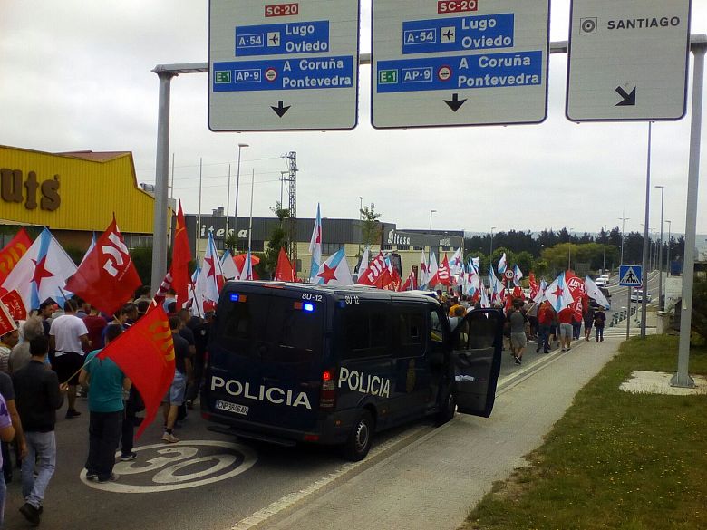 2017-07-13 piquete Metal Compostela 003.jpg